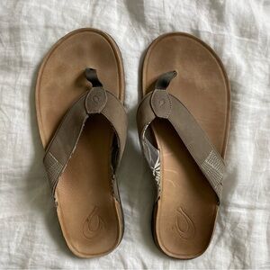 🩴OluKai Leather Flip Flops (size 13) – Stylish & Comfortable Sandals